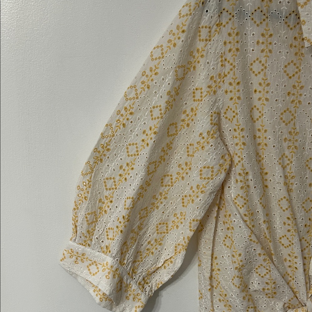 Karen Kane Tie Front Blouse Women’s L Tropic Sun Eyelet Bell Sleeves Spring NWT - Picture 6 of 15